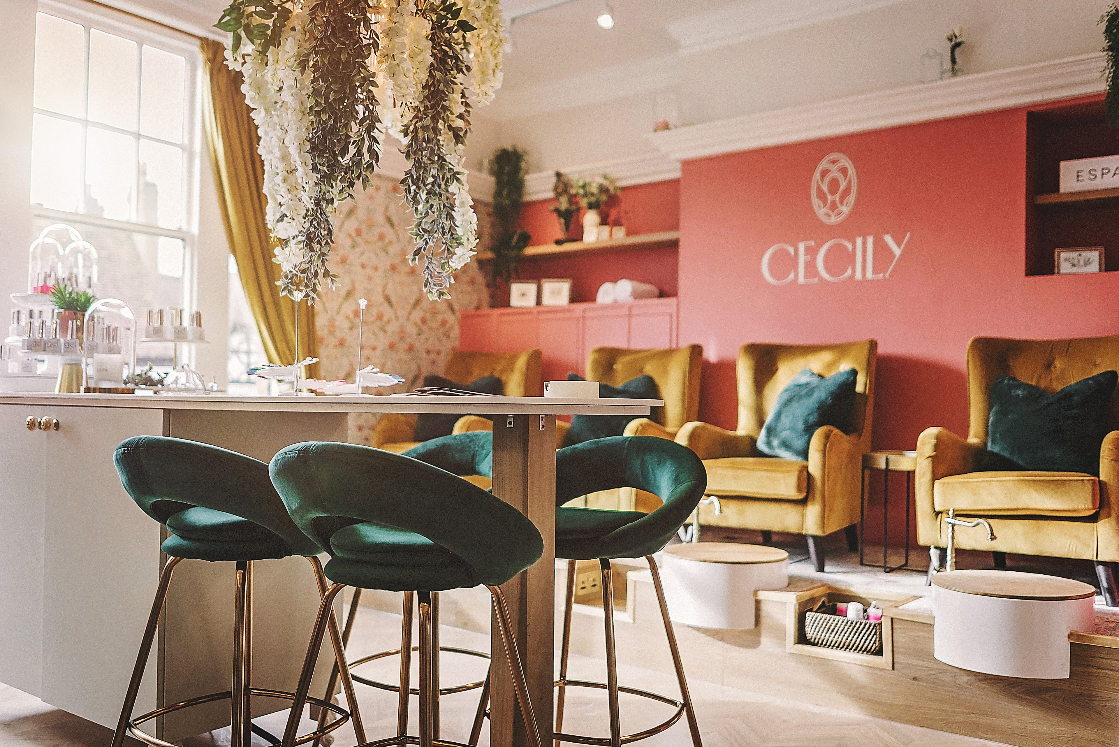 CECILY GEL PEDICURE (SOAK OFF NOT INCLUDED) -  3rd of June - 2:45PM